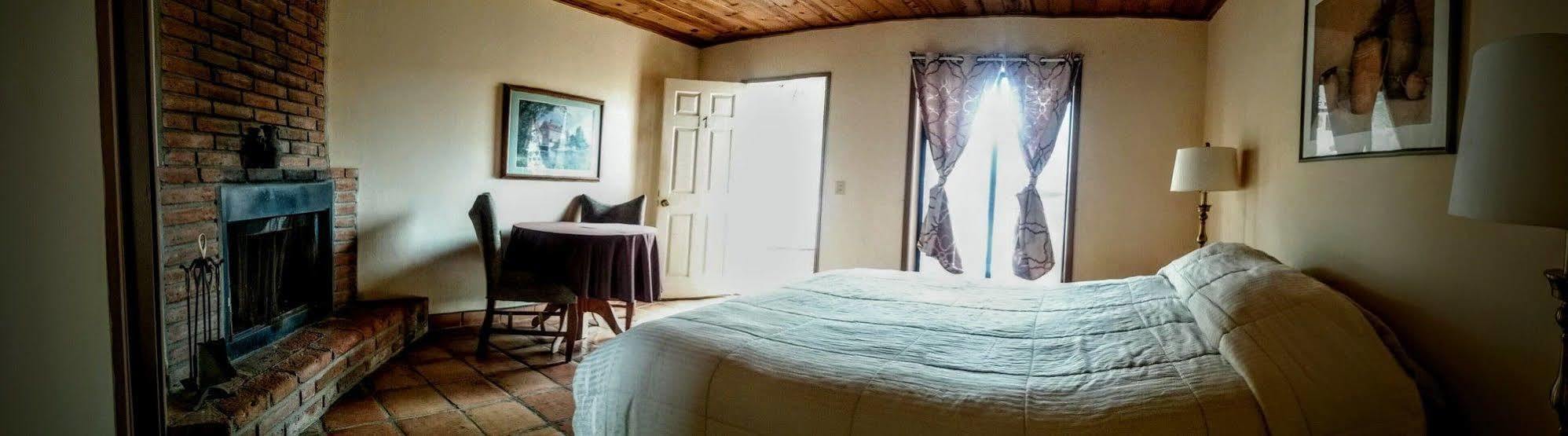 Old Mill Hotel San Quintin Ngoại thất bức ảnh